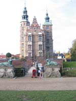 Tim besger Rosenborg Slot